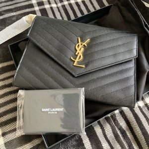 NWT Saint Laurent Monogram Grained Flap Clutch